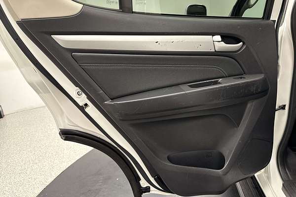 2015 Isuzu MU-X LS-T