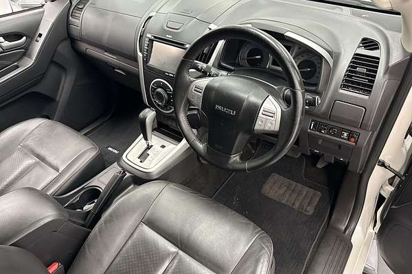 2015 Isuzu MU-X LS-T