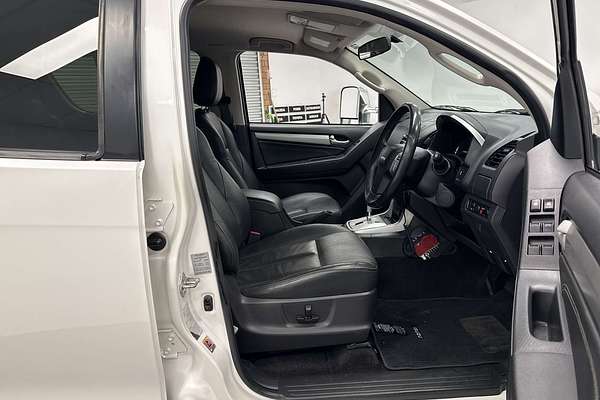 2015 Isuzu MU-X LS-T