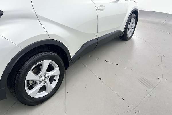 2019 Toyota C-HR NGX10R