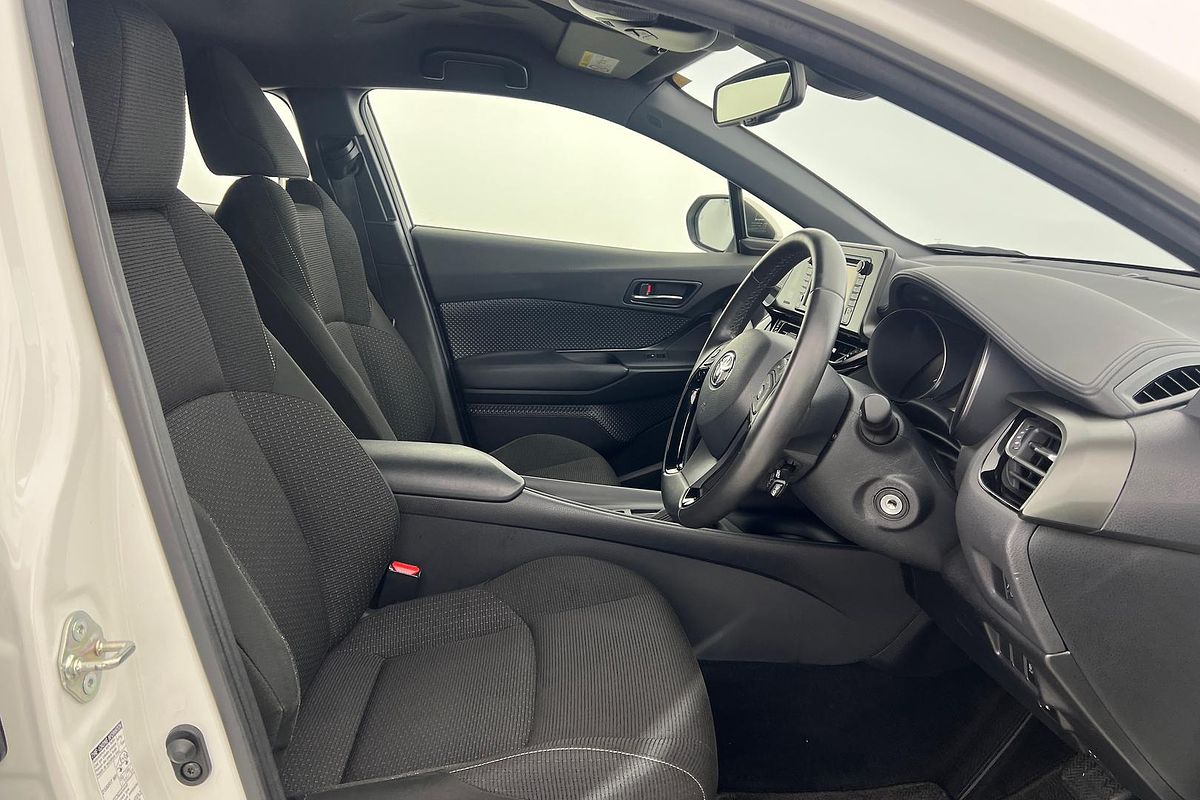 2019 Toyota C-HR NGX10R