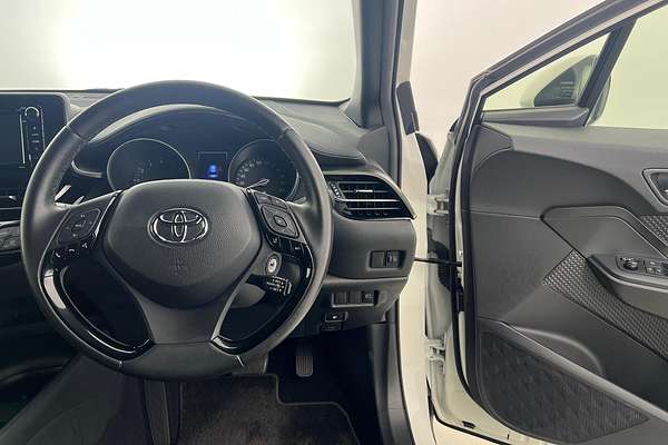 2019 Toyota C-HR NGX10R