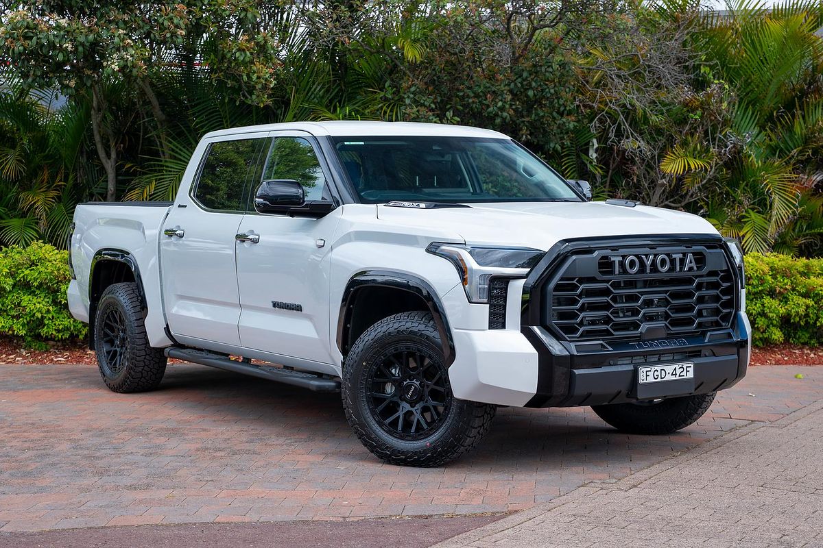 2024 Toyota Tundra Limited VXKH75L 4X4