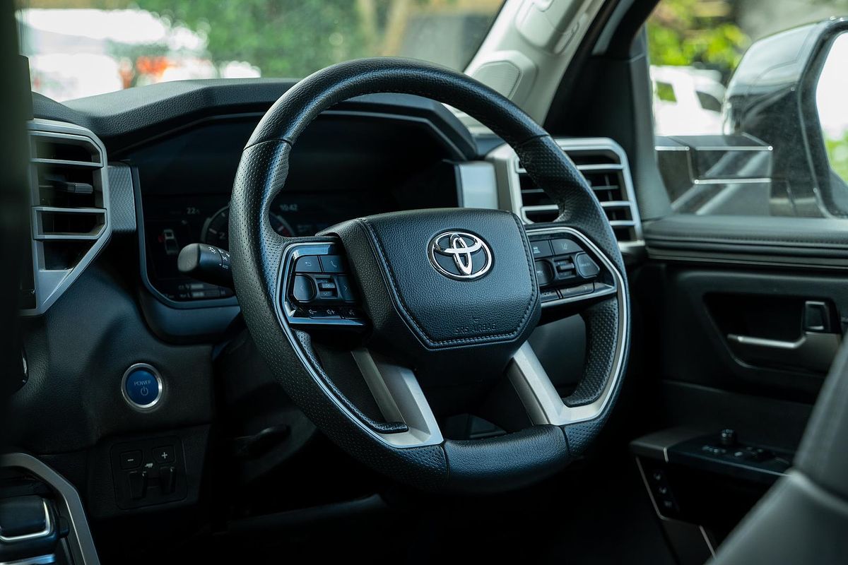 2024 Toyota Tundra Limited VXKH75L 4X4