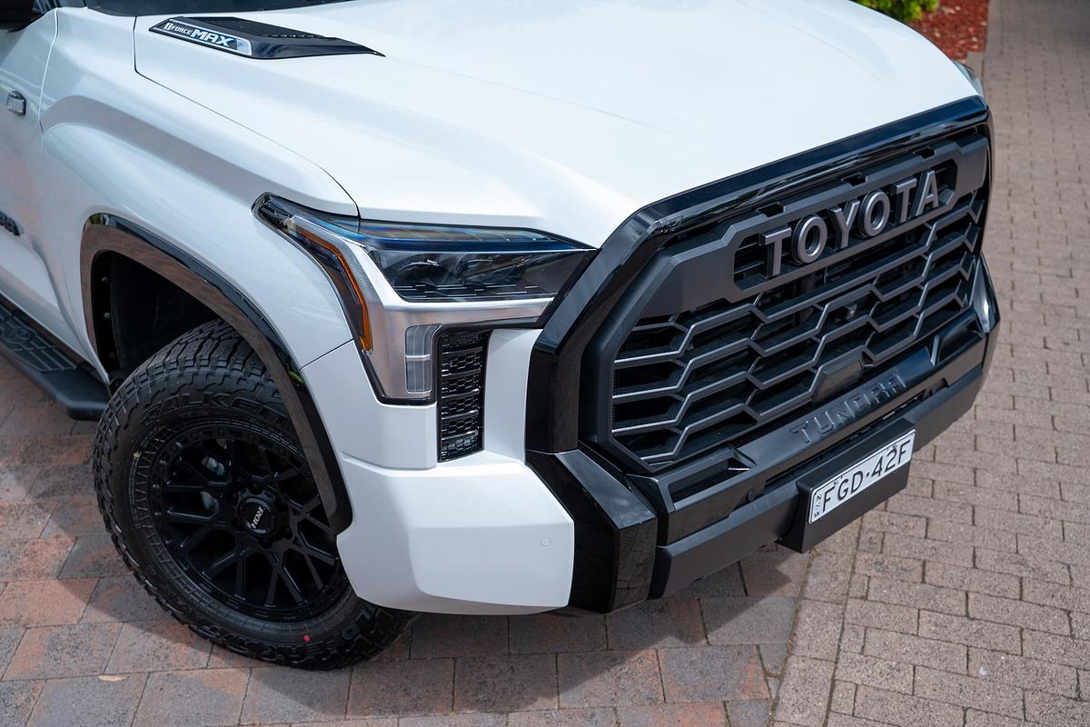 2024 Toyota Tundra Limited VXKH75L 4X4