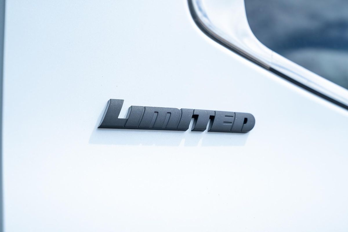 2024 Toyota Tundra Limited VXKH75L 4X4