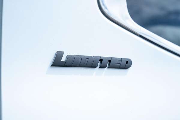 2024 Toyota Tundra Limited VXKH75L 4X4