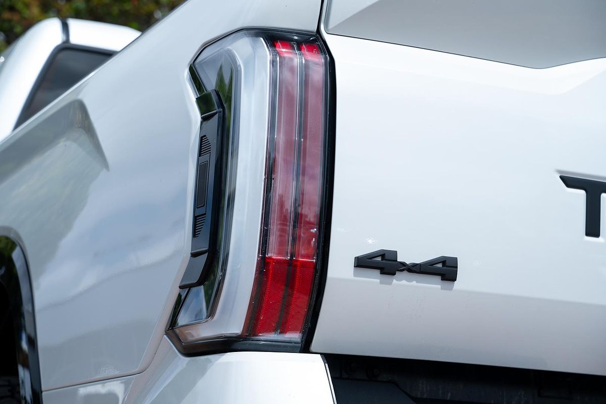 2024 Toyota Tundra Limited VXKH75L 4X4