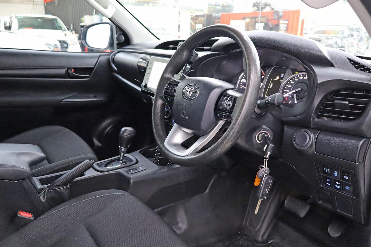 2022 Toyota Hilux SR GUN126R 4X4