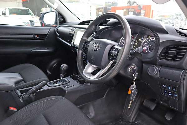 2022 Toyota Hilux SR GUN126R 4X4
