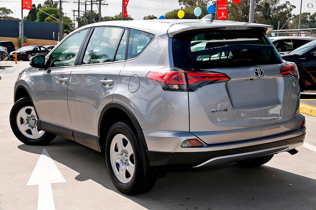 2018 Toyota RAV4 GX ZSA42R