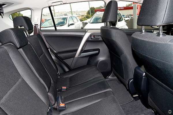 2018 Toyota RAV4 GX ZSA42R