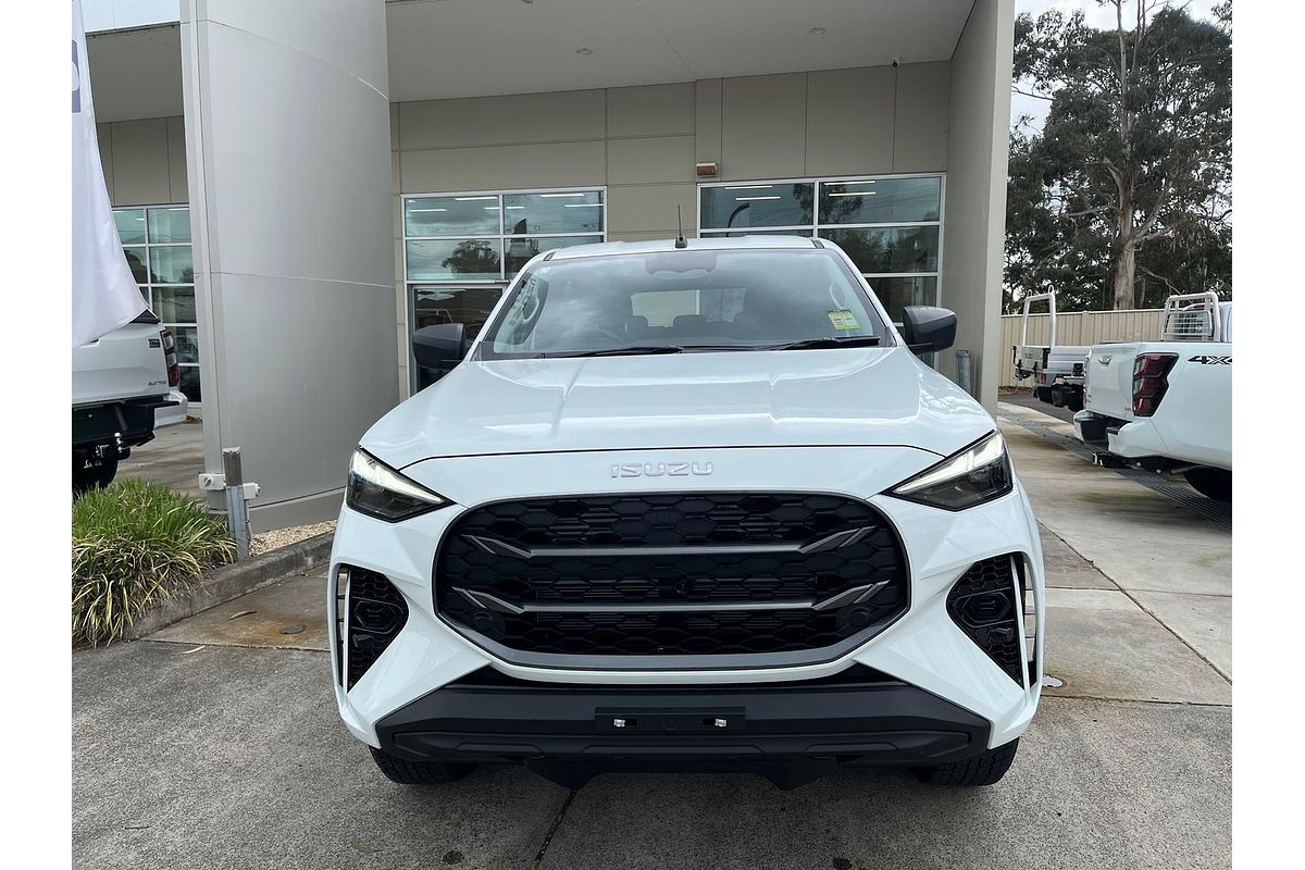 2025 Isuzu MU-X LS-M