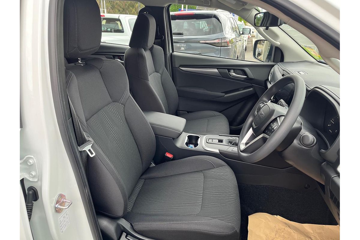 2025 Isuzu MU-X LS-M