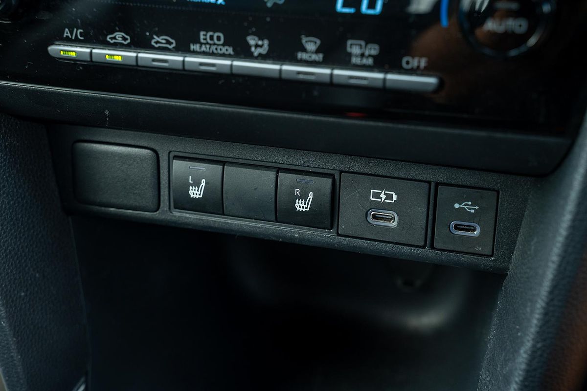 2024 Toyota Yaris Cross Urban MXPJ10R