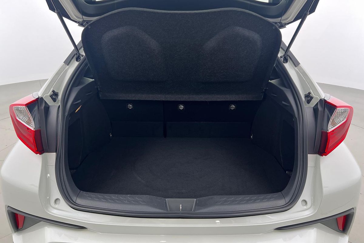 2019 Toyota C-HR NGX10R