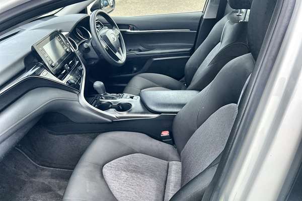 2021 Toyota Camry Ascent AXVH70R