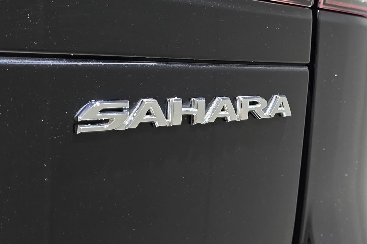 2022 Toyota Landcruiser Sahara FJA300R