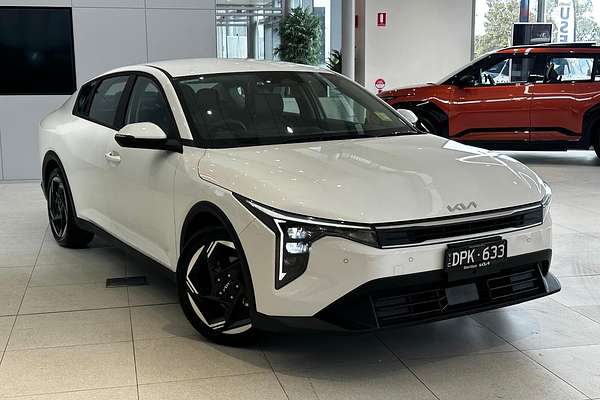 2025 Kia K4 Sport+ CL4m