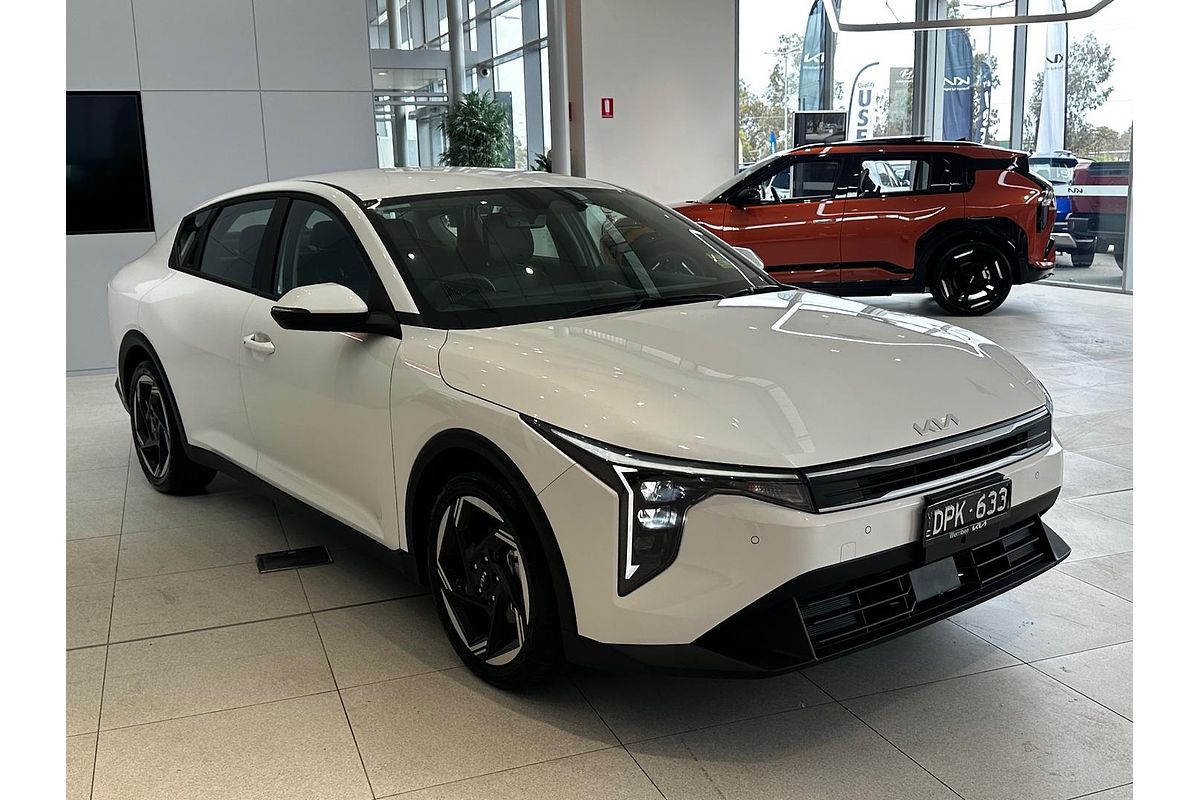 2025 Kia K4 Sport+ CL4m