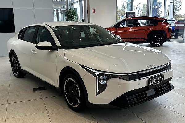 2025 Kia K4 Sport+ CL4m