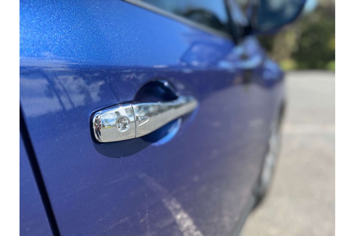 2017 Nissan Pathfinder ST R52 Series II