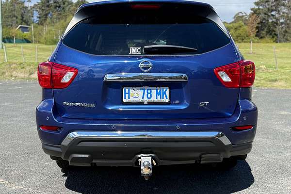 2017 Nissan Pathfinder ST R52 Series II