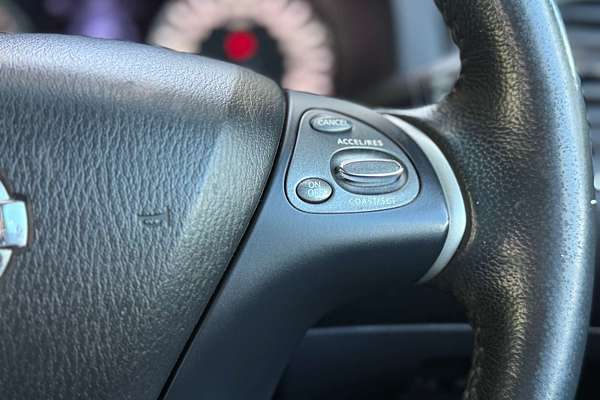 2017 Nissan Pathfinder ST R52 Series II