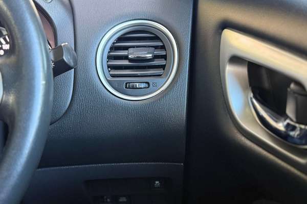 2017 Nissan Pathfinder ST R52 Series II