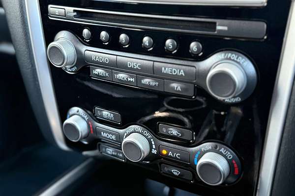 2017 Nissan Pathfinder ST R52 Series II