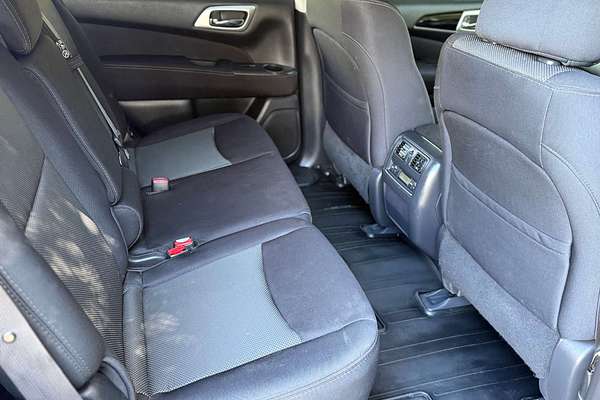 2017 Nissan Pathfinder ST R52 Series II