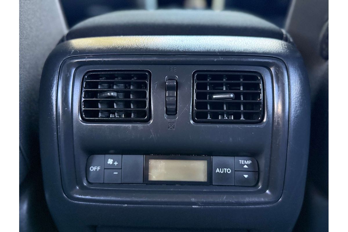 2017 Nissan Pathfinder ST R52 Series II