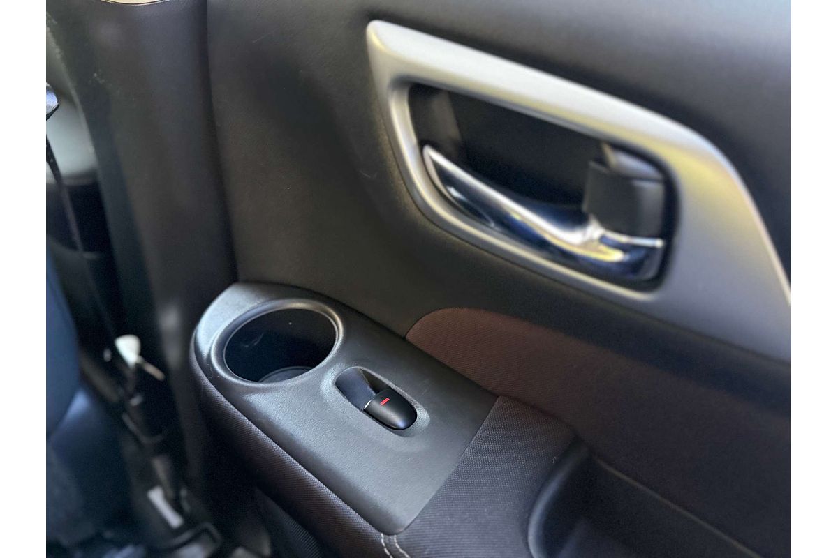 2017 Nissan Pathfinder ST R52 Series II