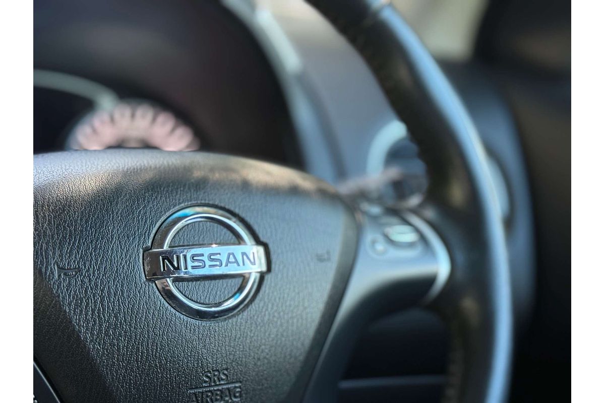 2017 Nissan Pathfinder ST R52 Series II