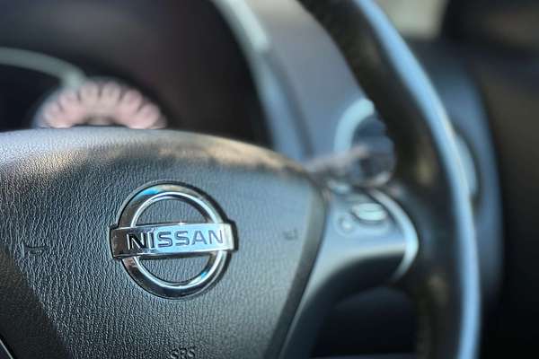 2017 Nissan Pathfinder ST R52 Series II