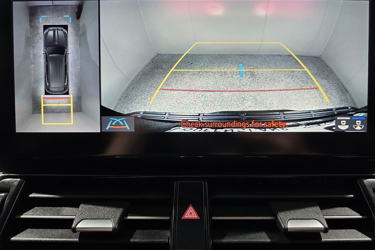 2022 Toyota Landcruiser Sahara FJA300R