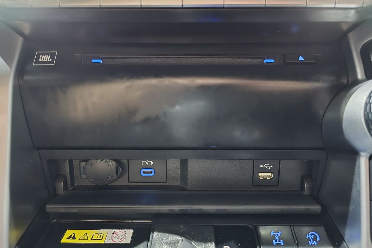 2022 Toyota Landcruiser Sahara FJA300R