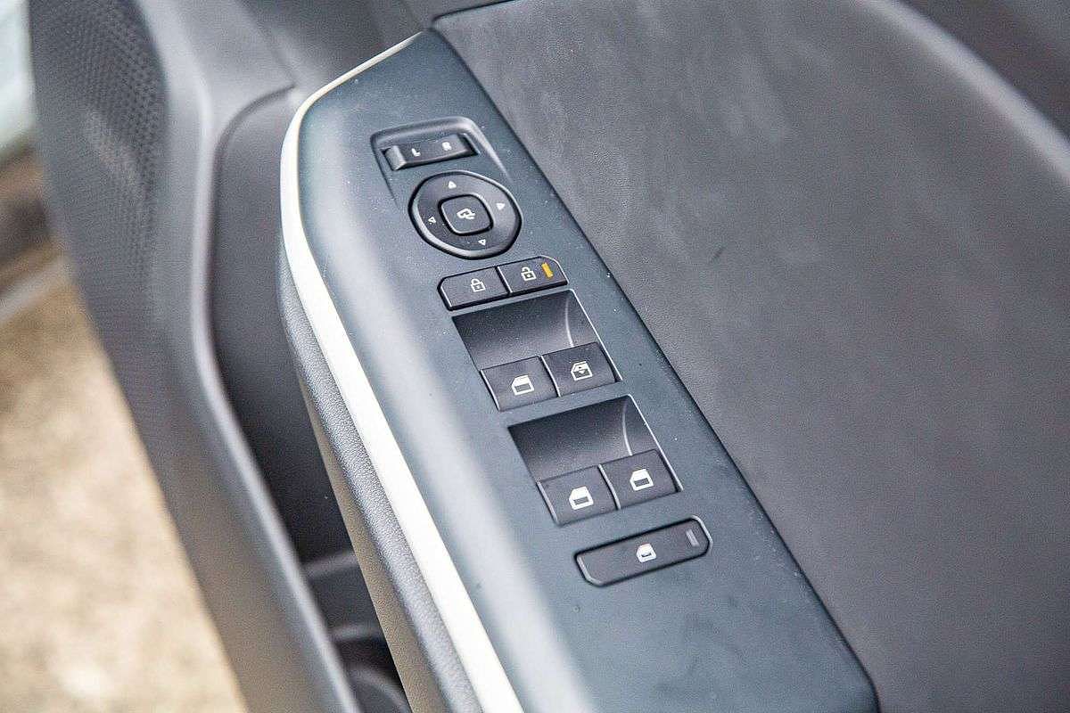 2025 Kia K4 GT-Line CL4m