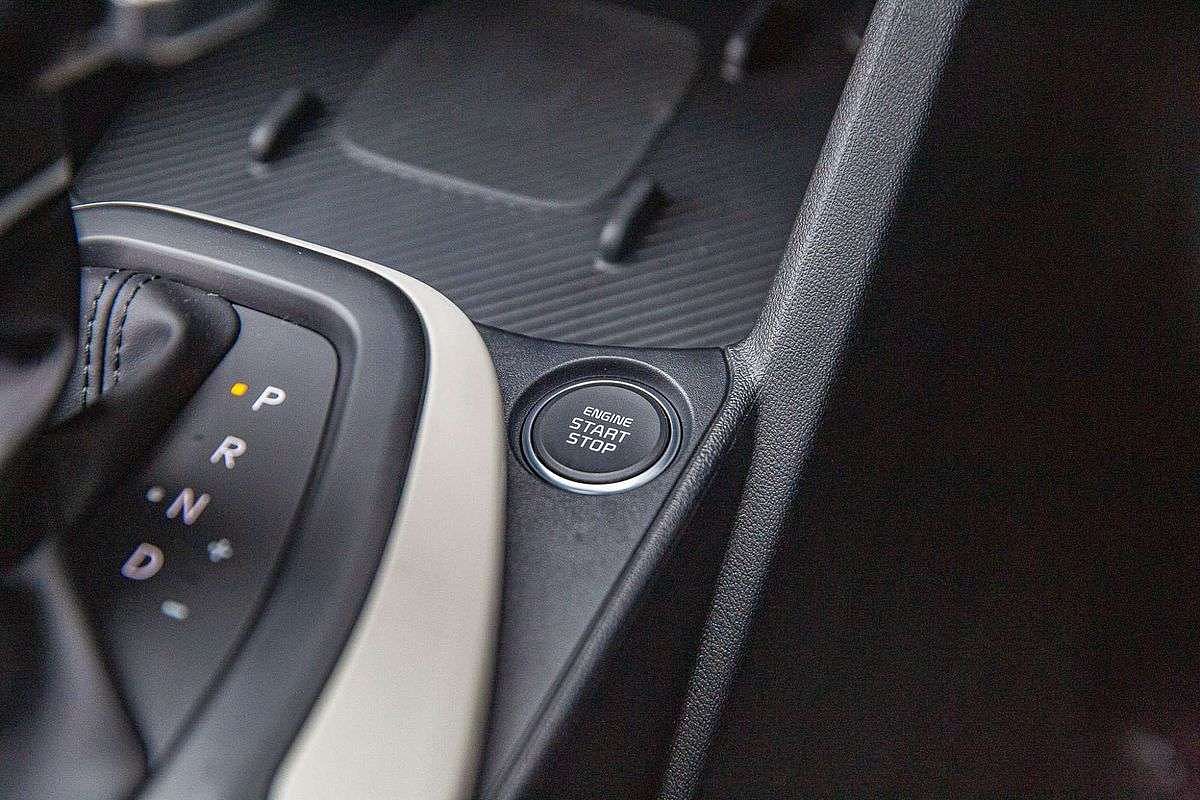 2025 Kia K4 GT-Line CL4m