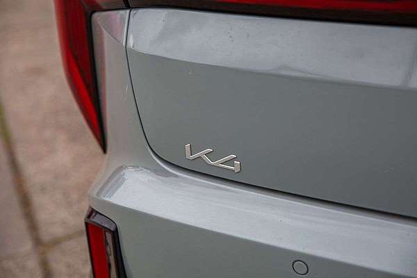 2025 Kia K4 GT-Line CL4m
