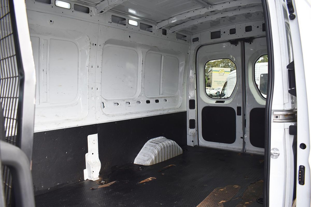 2022 LDV Deliver 9 LWB Mid Roof