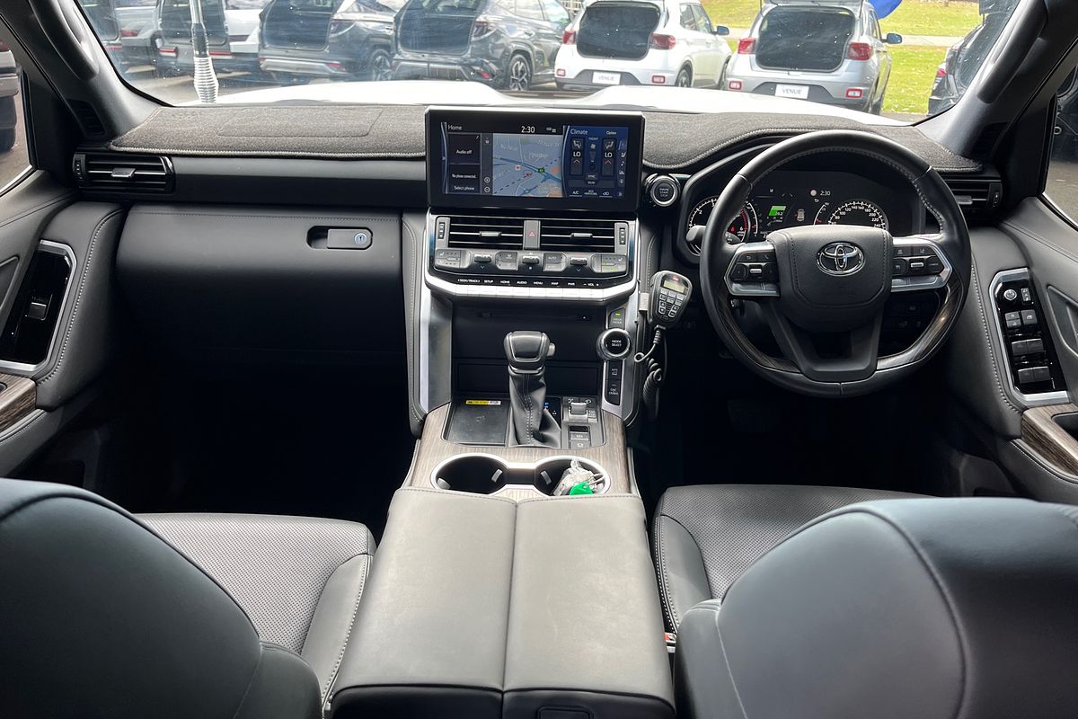 2023 Toyota Landcruiser VX FJA300R