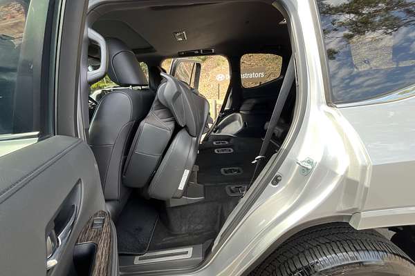 2023 Toyota Landcruiser VX FJA300R