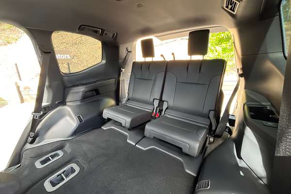 2023 Toyota Landcruiser VX FJA300R