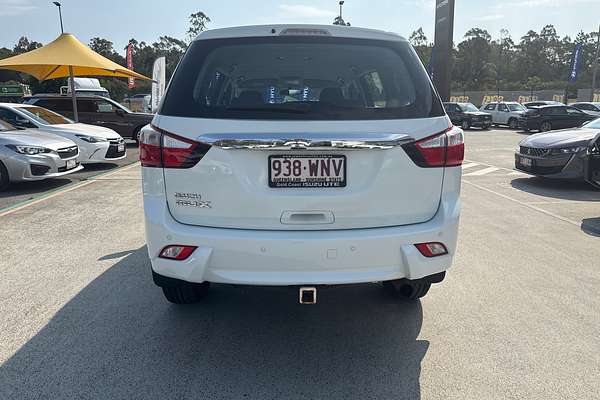 2016 Isuzu MU-X LS-M