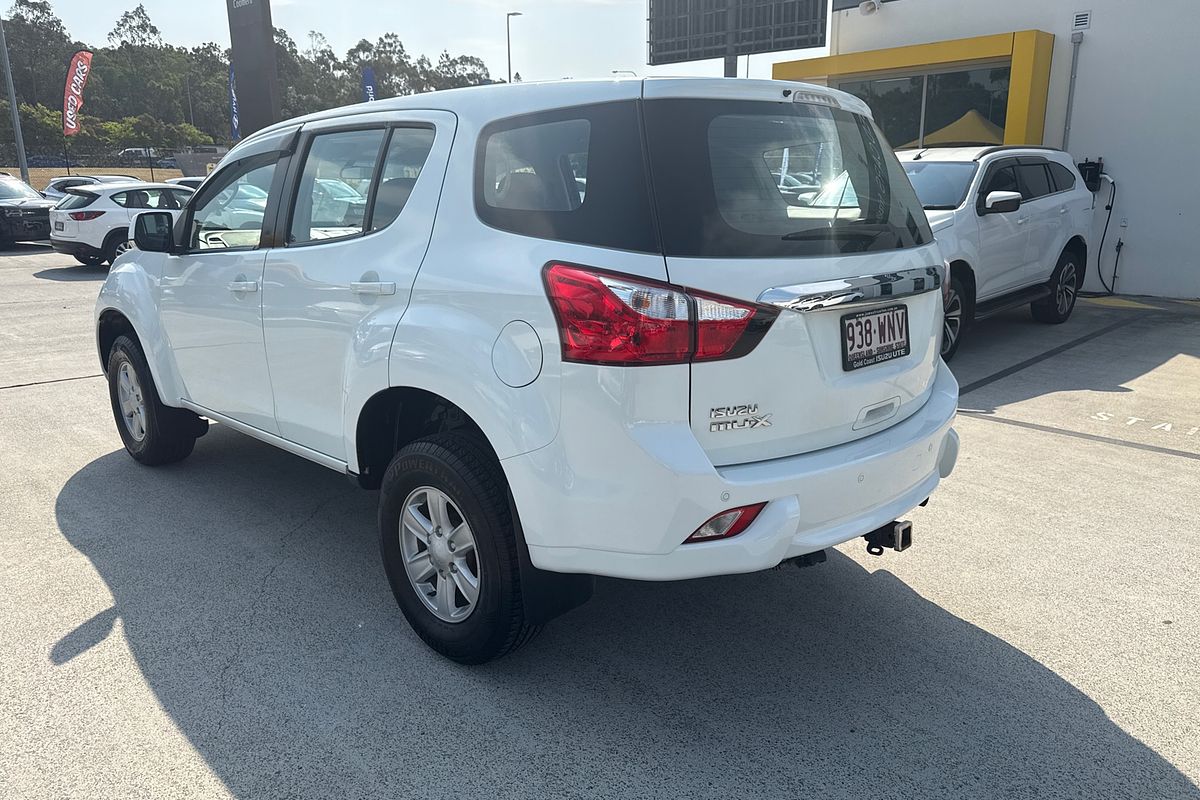 2016 Isuzu MU-X LS-M