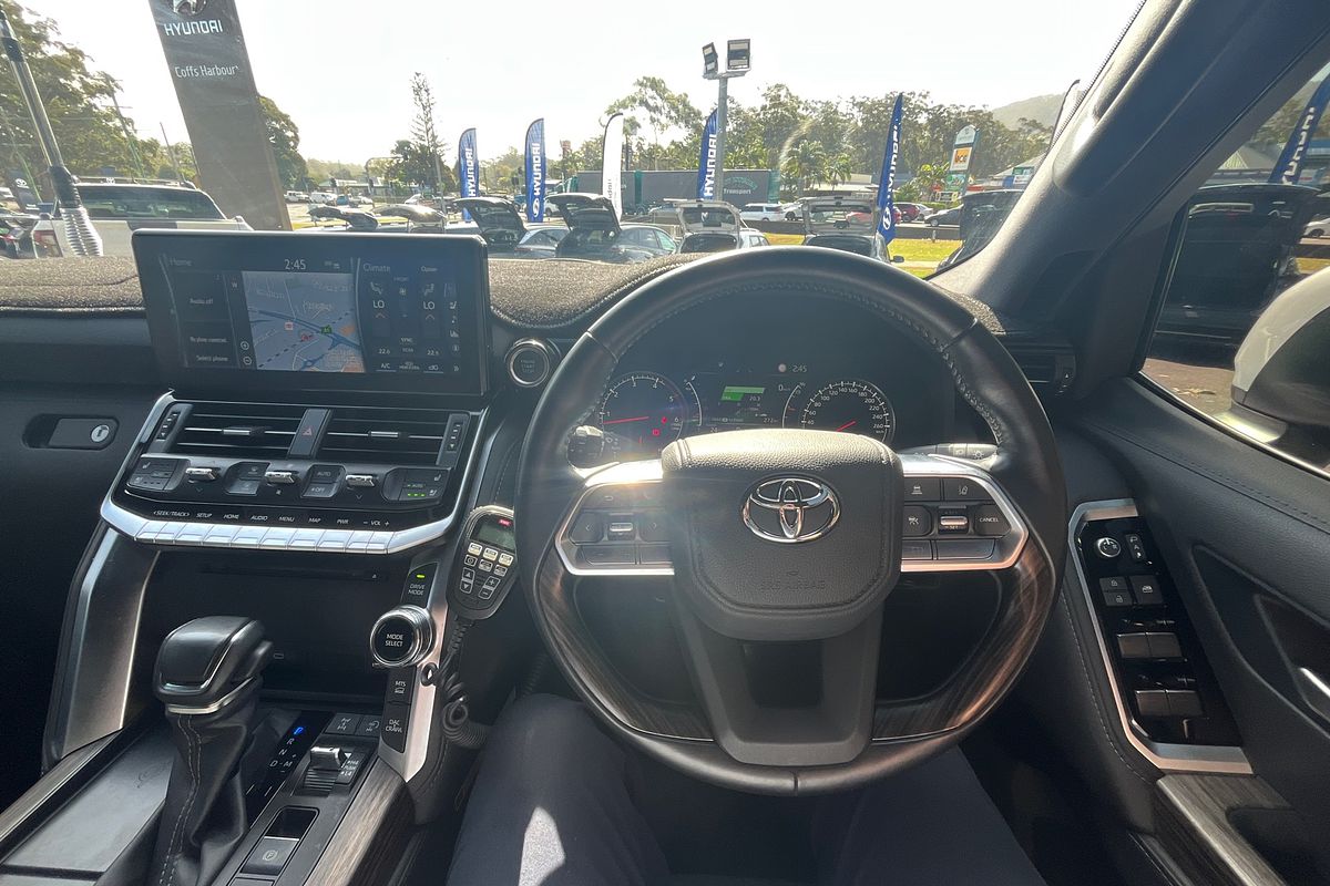 2023 Toyota Landcruiser VX FJA300R