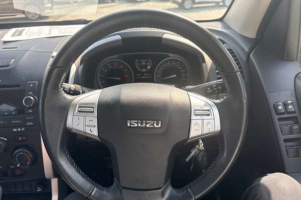 2016 Isuzu MU-X LS-M