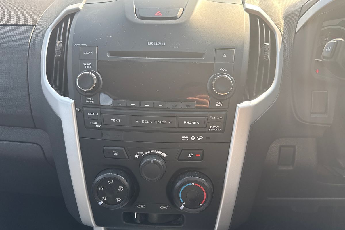 2016 Isuzu MU-X LS-M