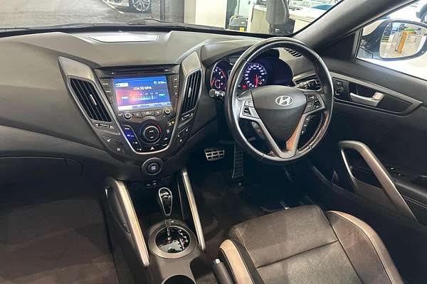2015 Hyundai Veloster SR Turbo + FS4 Series II